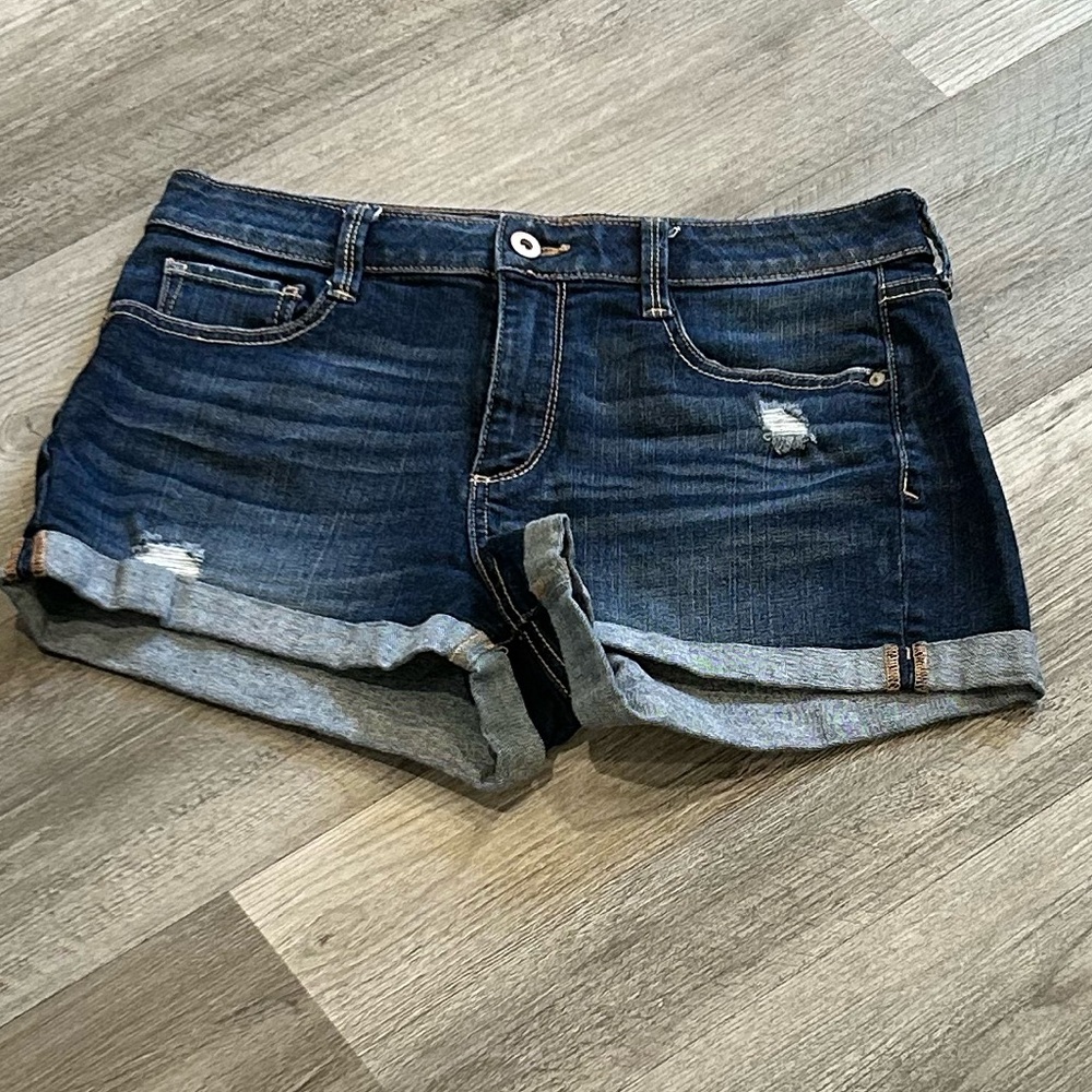 Arizona Jean Co. 11 distressed mini shorts